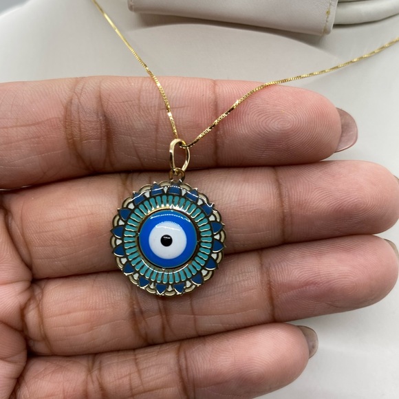 10K Gold Evil Eye Box Chain Necklace - Picture 11 of 11